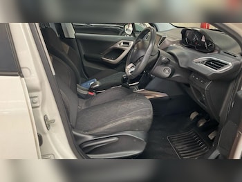 Used Peugeot 2008 2015 for sale - 78759366: Photo