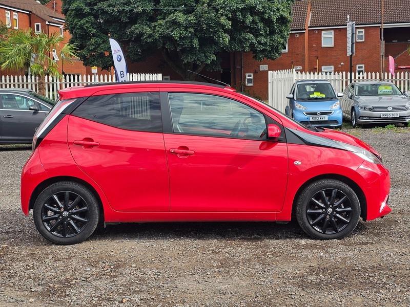 Used Toyota AYGO 2017 for sale - 76992852: Photo 10