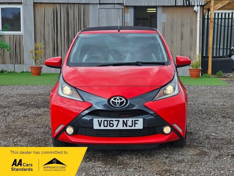 Used Toyota AYGO 2017 for sale - 76992852: Photo 2