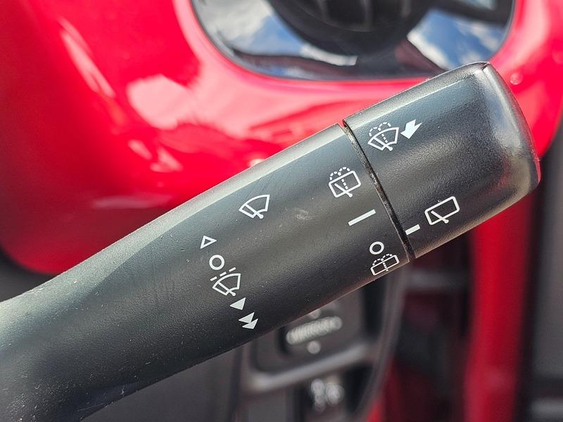 Used Toyota AYGO 2017 for sale - 76992852: Photo 25