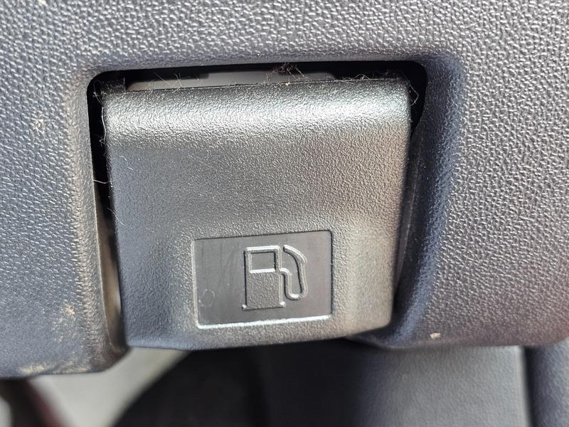 Used Toyota AYGO 2017 for sale - 76992852: Photo 28