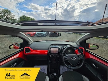 Used Toyota AYGO 2017 for sale - 76992852: Photo