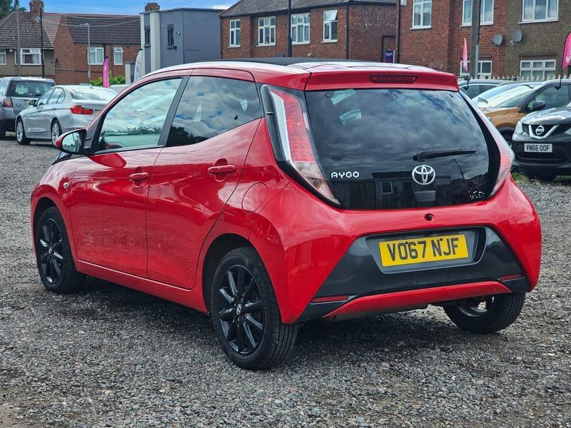 Used Toyota AYGO 2017 for sale - 76992852: Photo 7