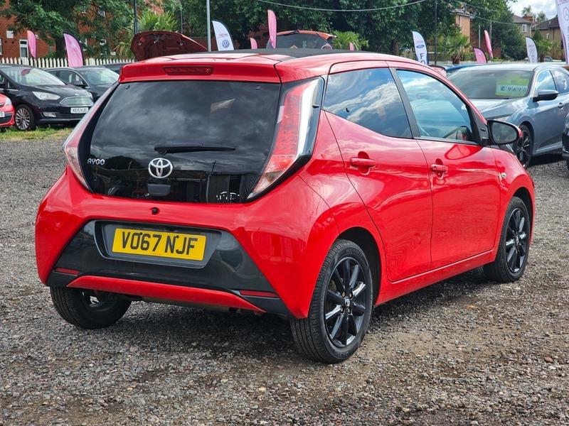 Used Toyota AYGO 2017 for sale - 76992852: Photo 9