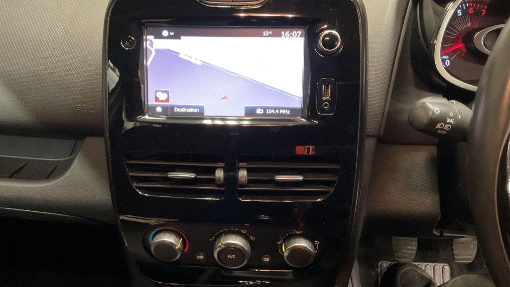 Used Renault Clio 2016 for sale - 76976127: Photo 3