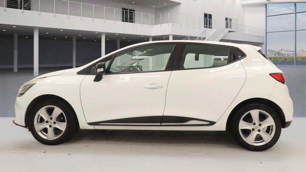 Used Renault Clio 2016 for sale - 76976127: Photo 8