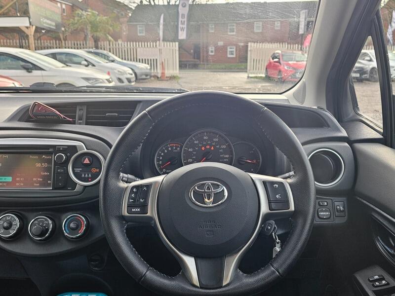 Used Toyota Yaris 2012 for sale - 77496007: Photo 13