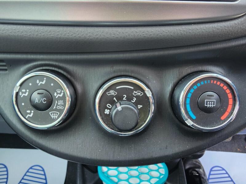 Used Toyota Yaris 2012 for sale - 77496007: Photo 16