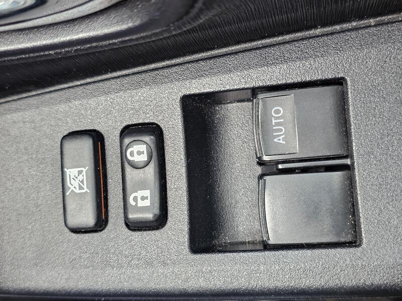 Used Toyota Yaris 2012 for sale - 77496007: Photo 18