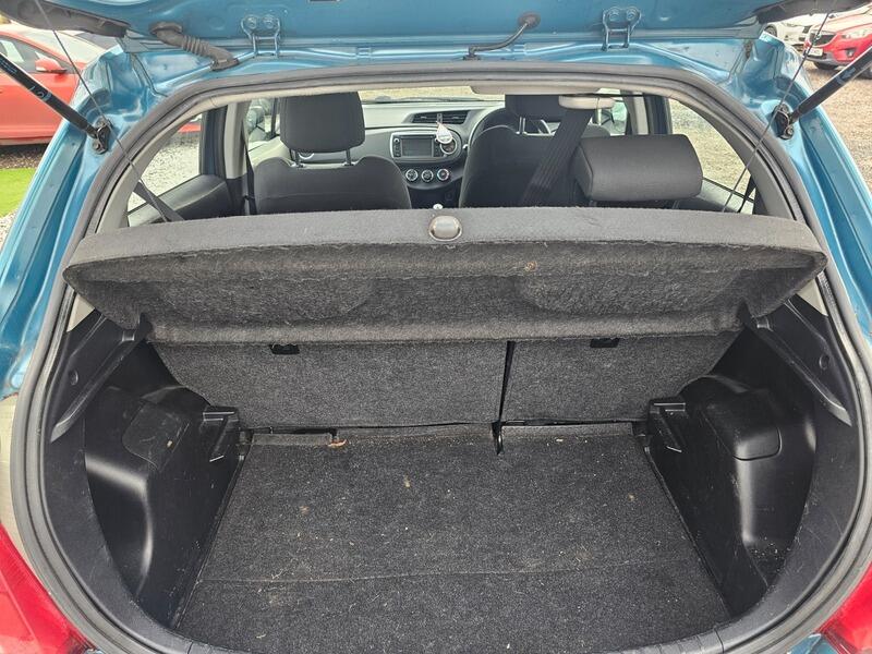 Used Toyota Yaris 2012 for sale - 77496007: Photo 20