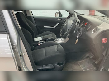Used Peugeot 308 2012 for sale - 78491461: Photo