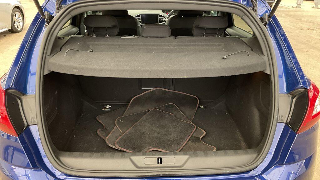 Used Peugeot 308 2016 for sale - 78058111: Photo 16