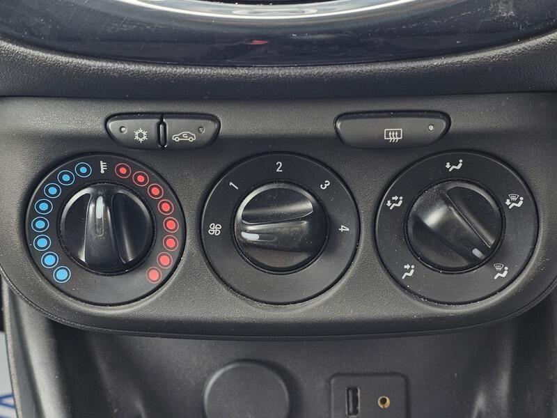 Used Vauxhall Corsa 2014 for sale - 77924833: Photo 23