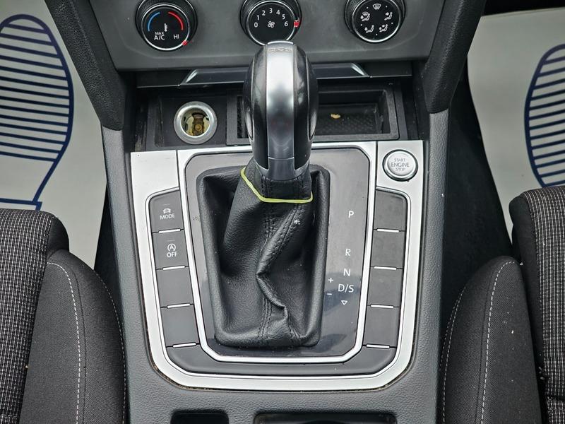 Used Volkswagen Passat 2015 for sale - 76991855: Photo 25