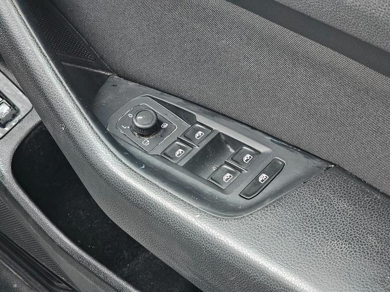 Used Volkswagen Passat 2015 for sale - 76991855: Photo 34