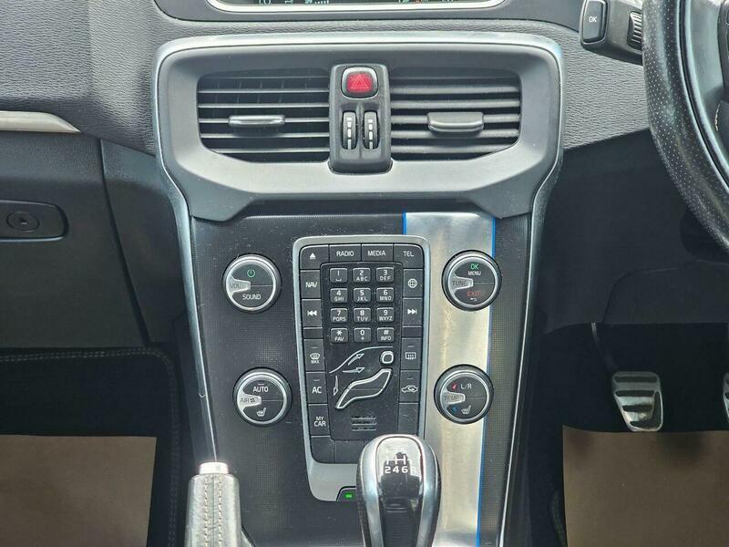 Used Volvo V40 2016 for sale - 76936541: Photo 18