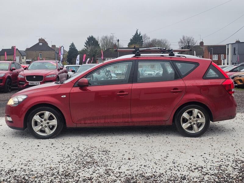 Used Kia Ceed 2010 for sale - 77320359: Photo 5