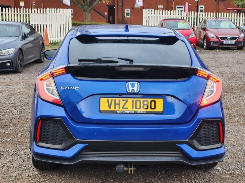 Used Honda Civic 2017 for sale - 76337896: Photo 8