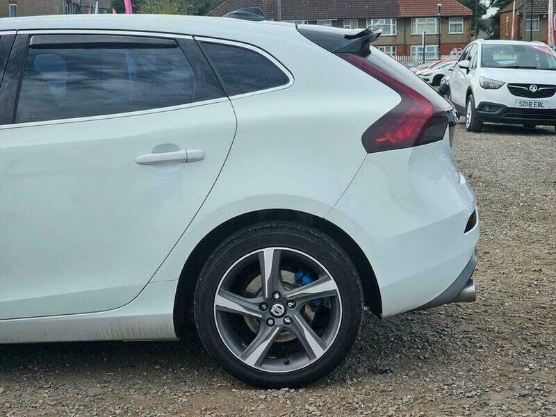 Used Volvo V40 for sale - 77586783: Photo 32
