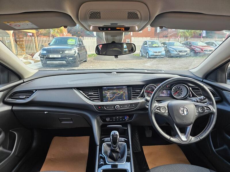 Used Vauxhall Insignia 2017 for sale - 76988321: Photo 16