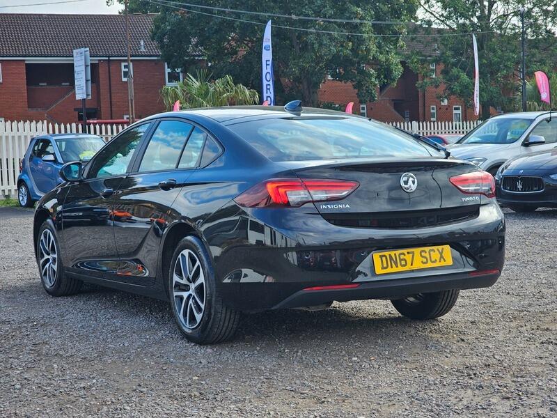 Used Vauxhall Insignia 2017 for sale - 76988321: Photo 7