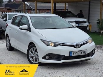 Used Toyota Auris 2017 for sale - 79645381: Photo