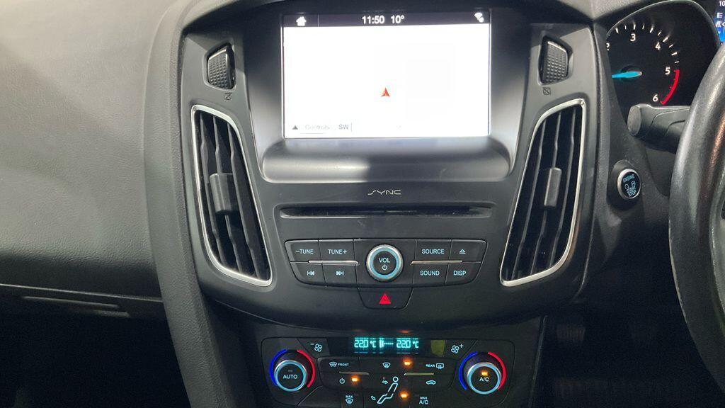 Used Ford Focus 2016 for sale - 77242288: Photo 3