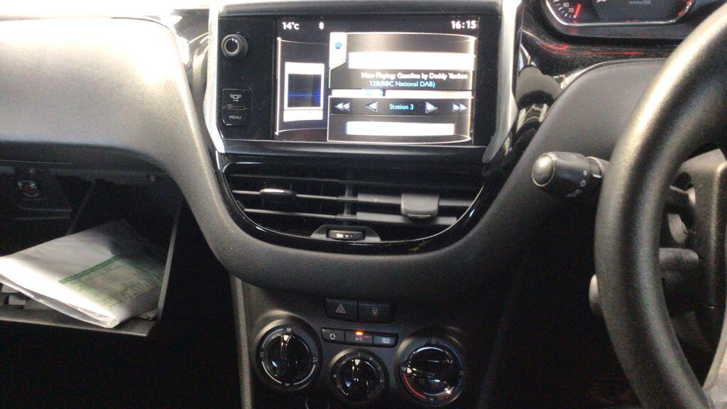 Used Peugeot 208 2013 for sale - 78185018: Photo 3