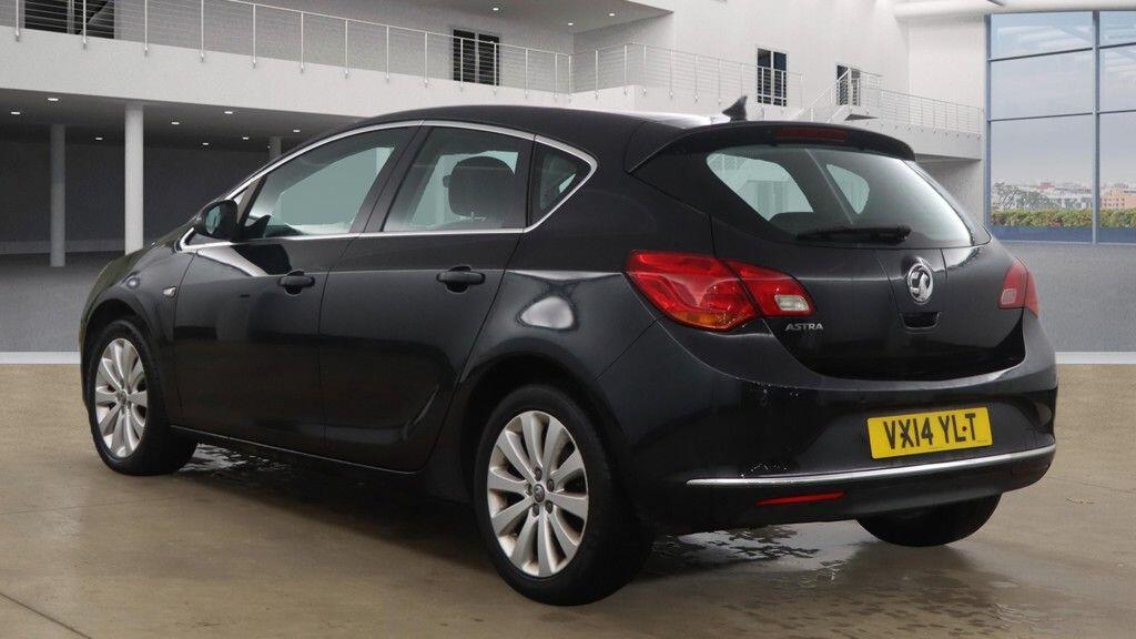 Used Vauxhall Astra 2014 for sale - 77074717: Photo 9