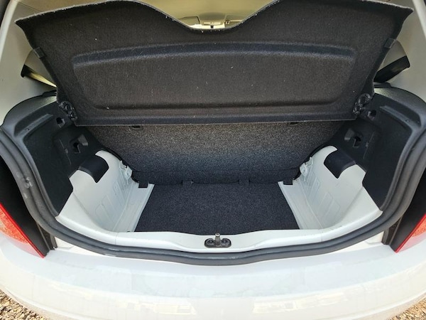 Used Volkswagen up! 2012 for sale - 73600153: Photo 27