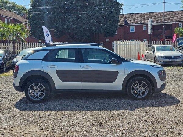 Used Citroen C4 Cactus 2015 for sale - 75070223: Photo 10