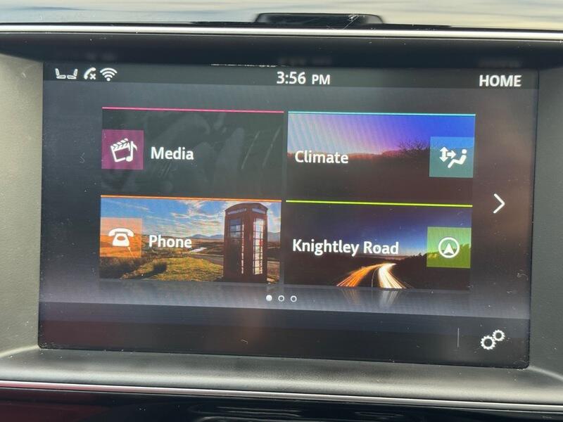 Used Jaguar F-Pace 2016 for sale - 76992440: Photo 26