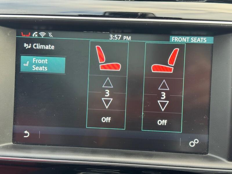 Used Jaguar F-Pace 2016 for sale - 76992440: Photo 28