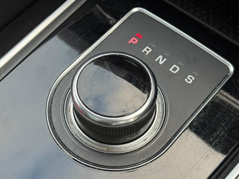 Used Jaguar F-Pace 2016 for sale - 76992440: Photo 30