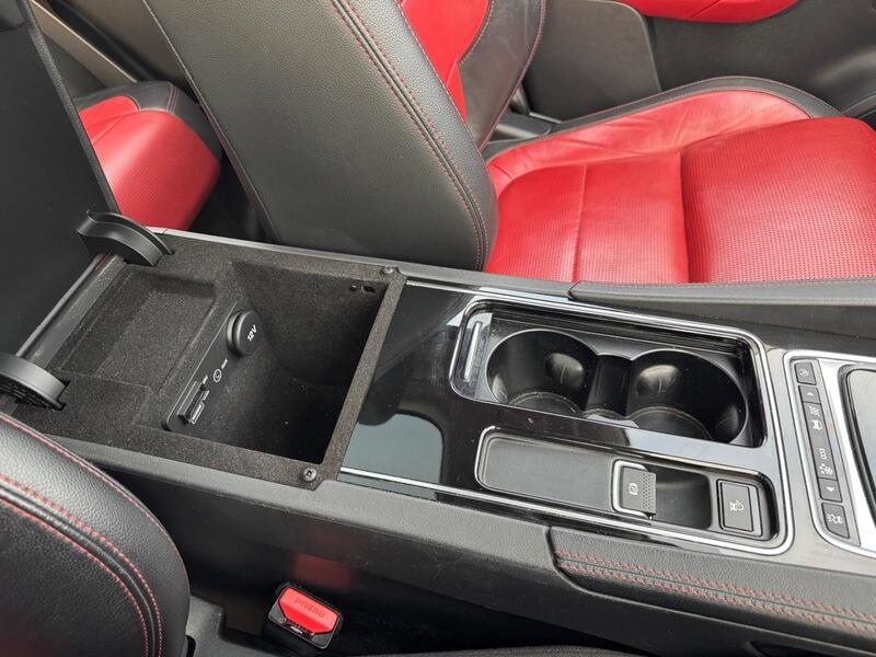 Used Jaguar F-Pace 2016 for sale - 76992440: Photo 48