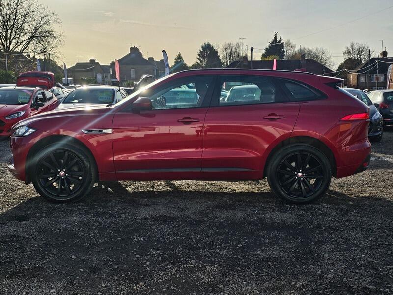Used Jaguar F-Pace 2016 for sale - 76992440: Photo 7