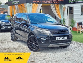 Used Land Rover Discovery Sport 2017 for sale - 79373865: Photo