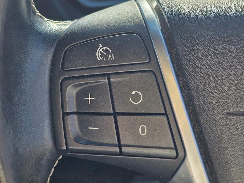 Used Volvo V40 2013 for sale - 76073184: Photo 18
