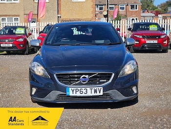 Used Volvo V40 2013 for sale - 76073184: Photo 2