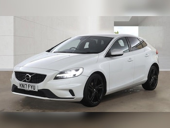 Used Volvo V40 2017 for sale - 78561011: Photo