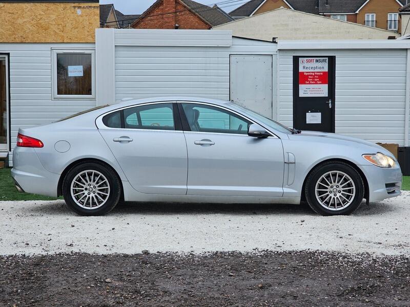 Used Jaguar XF 2010 for sale - 76701222: Photo 9