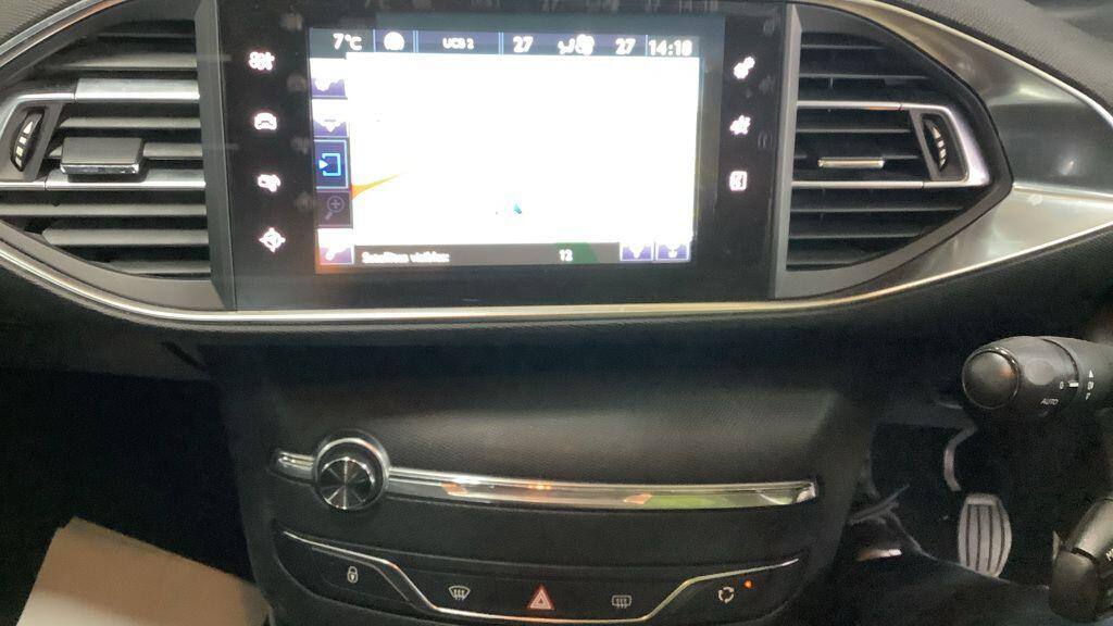 Used Peugeot 308 2014 for sale - 77564689: Photo 3