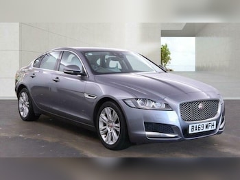 Used Jaguar XF 2019 for sale - 79645978: Photo