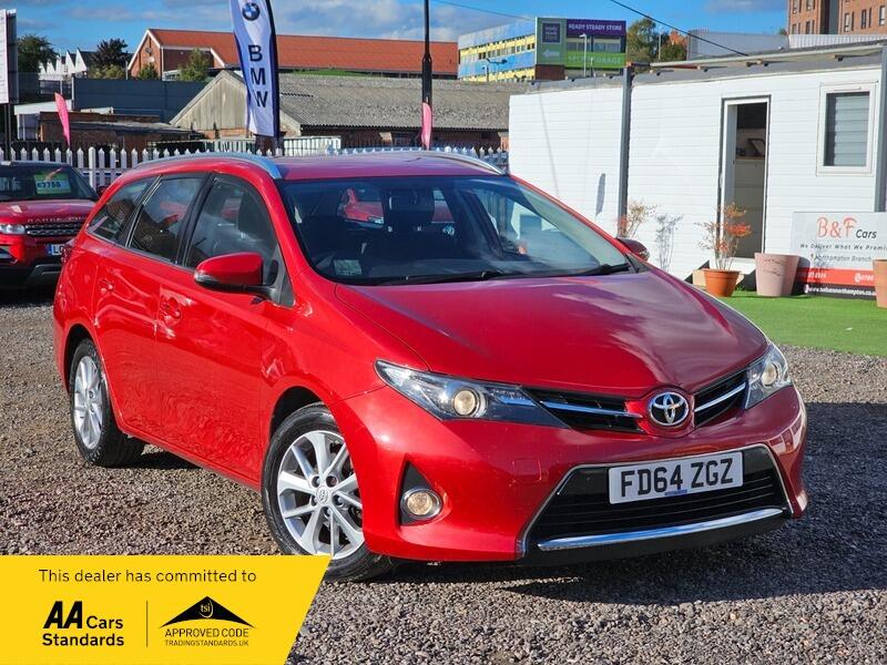 Used Toyota Auris 2014 for sale - 76988606: Photo 1