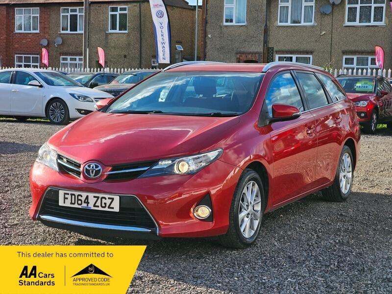 Used Toyota Auris 2014 for sale - 76988606: Photo 3