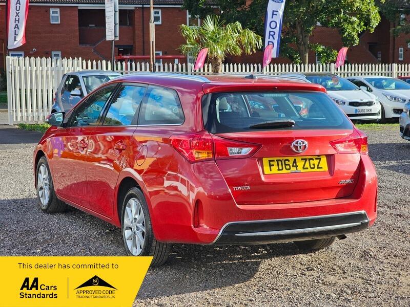 Used Toyota Auris 2014 for sale - 76988606: Photo 5