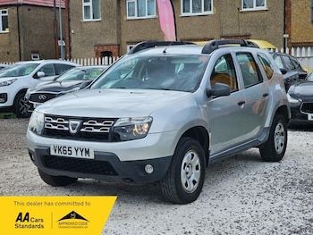 Used Dacia Duster 2015 for sale - 78504125: Photo