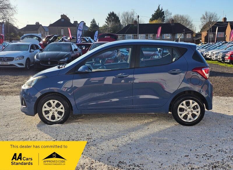 Used Hyundai i10 2016 for sale - 76759388: Photo 4