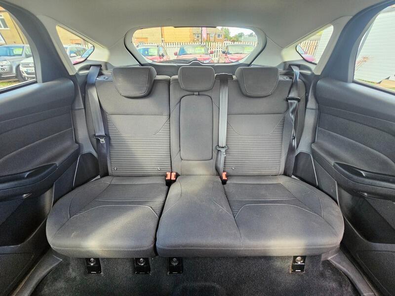 Used Ford Focus 2015 for sale - 76032052: Photo 13