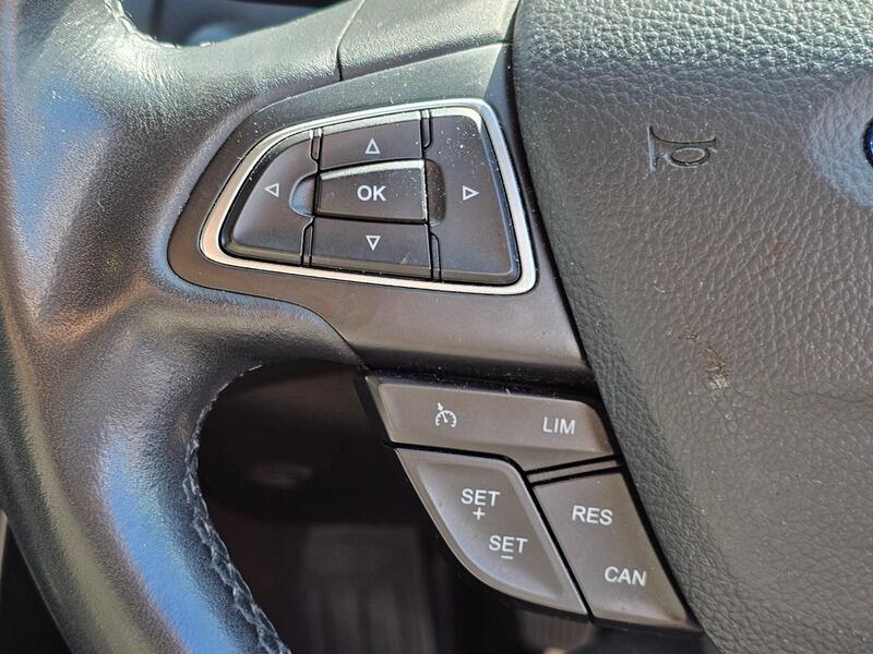 Used Ford Focus 2015 for sale - 76032052: Photo 25